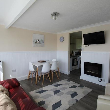 Relaxing Chalet On Popular California Sands Short Stroll To Beach, Nr Norfolk Broads & Great Yarmouth Scratby ภายนอก รูปภาพ